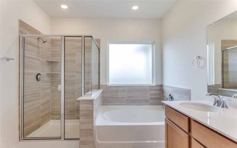 649 Fallbrook Drive, Aledo, TX 76008, 4 Bedrooms Bedrooms, ,2 BathroomsBathrooms,Residential,For Sale,649 Fallbrook Drive,0,21057656