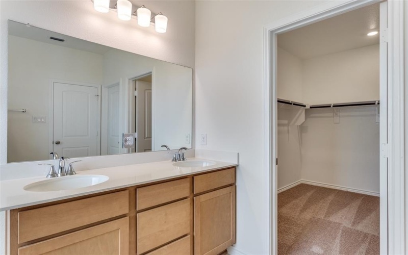 649 Fallbrook Drive, Aledo, TX 76008, 4 Bedrooms Bedrooms, ,2 BathroomsBathrooms,Residential,For Sale,649 Fallbrook Drive,0,21057656