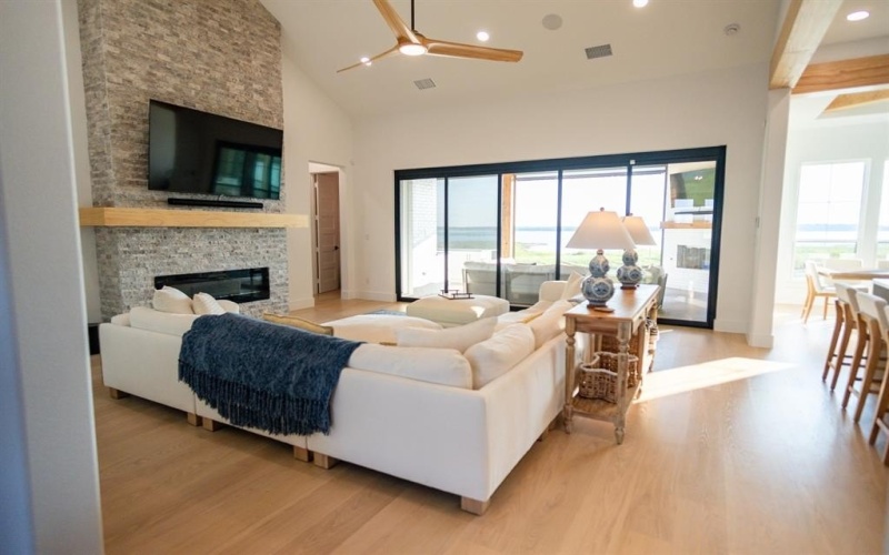 415 Sailview Court, Honey Grove, TX 75446, 5 Habitaciones Habitaciones , ,5 BañosBaños,Residential,En Venta,415 Sailview Court,0,21058179