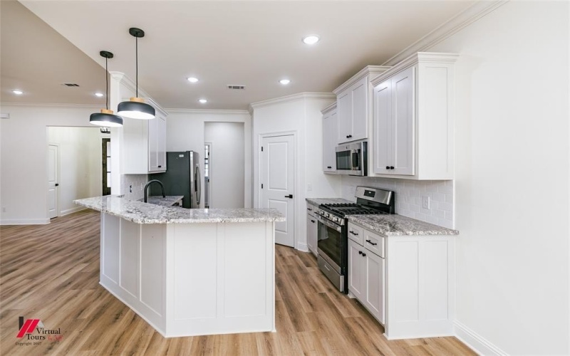 1020 Voss Drive, Stonewall, LA 71078, 4 Bedrooms Bedrooms, ,2 BathroomsBathrooms,Residential,For Sale,1020 Voss Drive,0,21058397