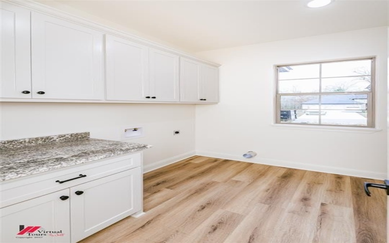 1020 Voss Drive, Stonewall, LA 71078, 4 Bedrooms Bedrooms, ,2 BathroomsBathrooms,Residential,For Sale,1020 Voss Drive,0,21058397