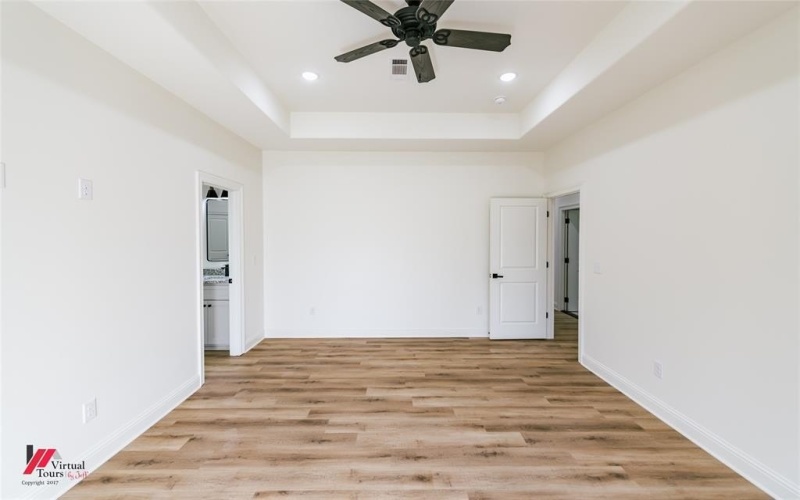 1020 Voss Drive, Stonewall, LA 71078, 4 Bedrooms Bedrooms, ,2 BathroomsBathrooms,Residential,For Sale,1020 Voss Drive,0,21058397