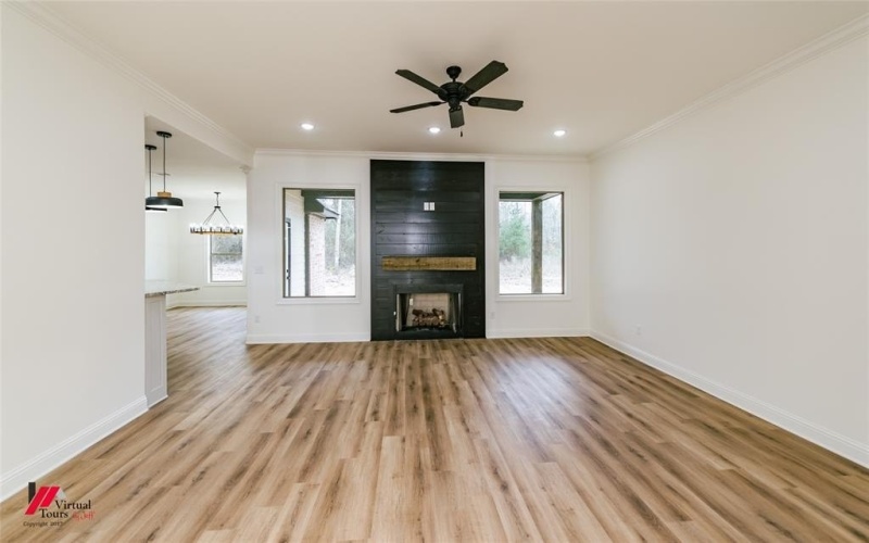 1020 Voss Drive, Stonewall, LA 71078, 4 Bedrooms Bedrooms, ,2 BathroomsBathrooms,Residential,For Sale,1020 Voss Drive,0,21058397