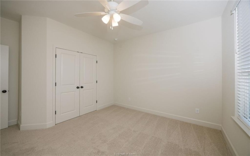 5032 Toscana Loop, Bryan, TX 77802, 4 Bedrooms Bedrooms, ,3 BathroomsBathrooms,Residential,For Sale,5032 Toscana Loop,24015787