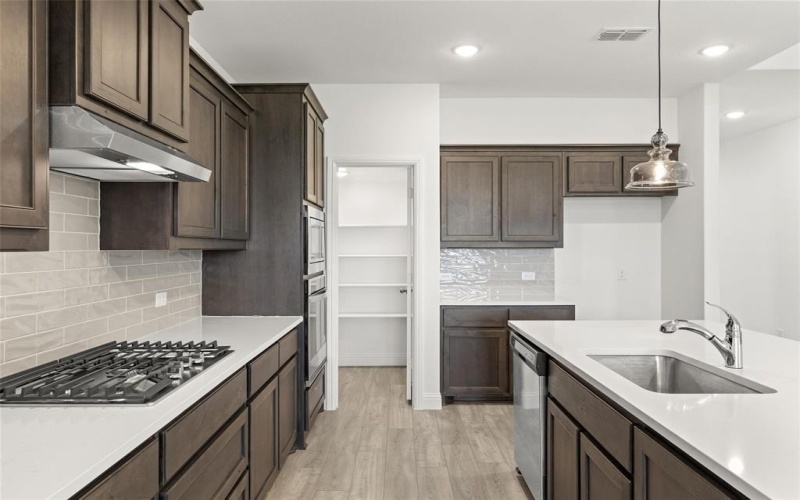 1442 Pecos Street, Van Alstyne, TX 75495, 4 Habitaciones Habitaciones , ,3 BañosBaños,Residential,En Venta,1442 Pecos Street,0,21058483