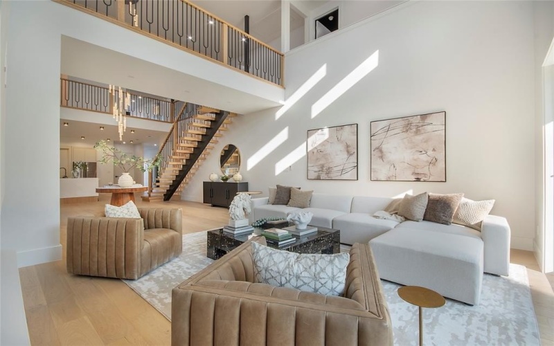 10330 Bel Aire Drive, Dallas, TX 75218, 5 Habitaciones Habitaciones , ,5 BañosBaños,Residential,En Venta,10330 Bel Aire Drive,0,21058489