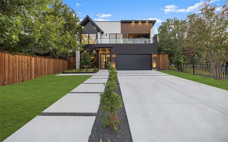 10330 Bel Aire Drive, Dallas, TX 75218, 5 Habitaciones Habitaciones , ,5 BañosBaños,Residential,En Venta,10330 Bel Aire Drive,0,21058489