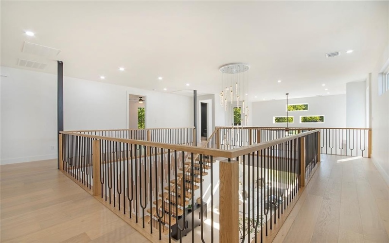 10330 Bel Aire Drive, Dallas, TX 75218, 5 Habitaciones Habitaciones , ,5 BañosBaños,Residential,En Venta,10330 Bel Aire Drive,0,21058489