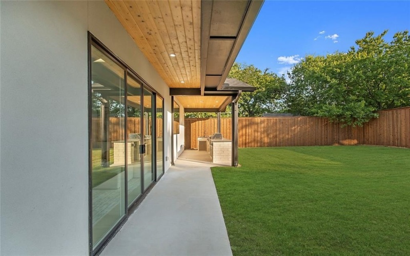 10330 Bel Aire Drive, Dallas, TX 75218, 5 Habitaciones Habitaciones , ,5 BañosBaños,Residential,En Venta,10330 Bel Aire Drive,0,21058489