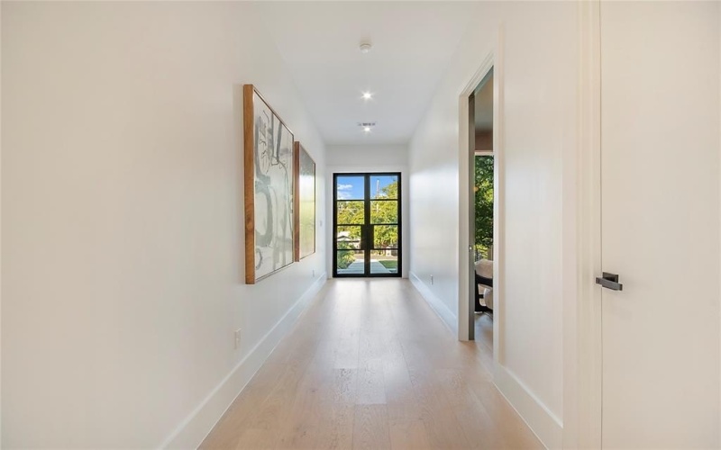 10330 Bel Aire Drive, Dallas, TX 75218, 5 Habitaciones Habitaciones , ,5 BañosBaños,Residential,En Venta,10330 Bel Aire Drive,0,21058489