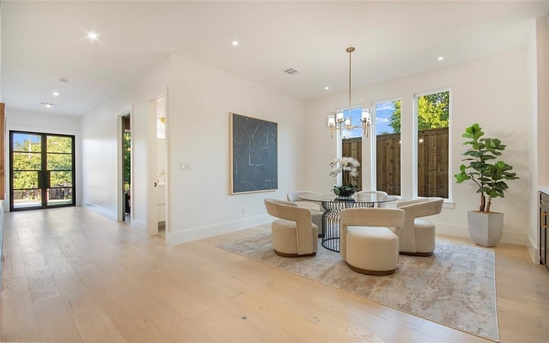 10330 Bel Aire Drive, Dallas, TX 75218, 5 Habitaciones Habitaciones , ,5 BañosBaños,Residential,En Venta,10330 Bel Aire Drive,0,21058489