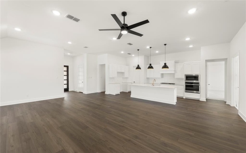 7257 Camilla, Little Elm, TX 76227, 4 Bedrooms Bedrooms, ,3 BathroomsBathrooms,Residential,For Sale,7257 Camilla,0,21058555