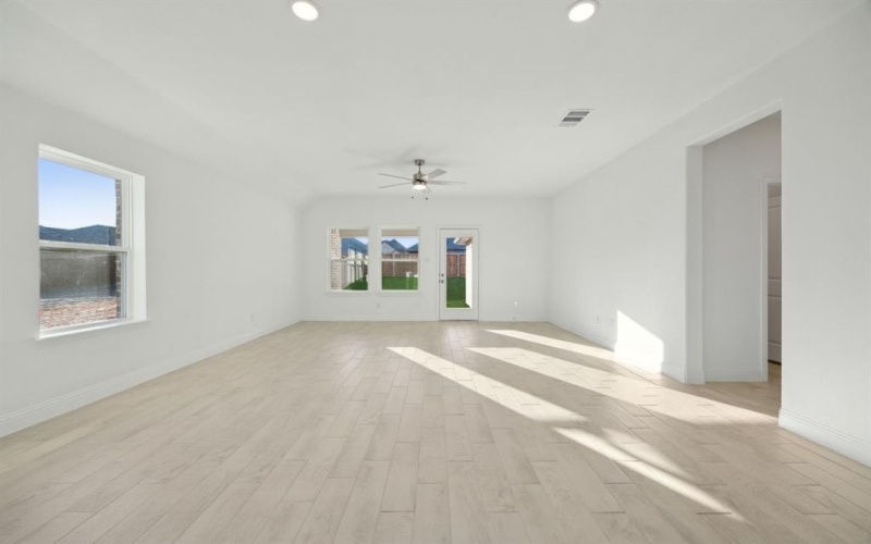 3007 Italia Terrace, Princeton, TX 75407, 3 Habitaciones Habitaciones , ,2 BañosBaños,Residential,En Venta,3007 Italia Terrace,0,21058615