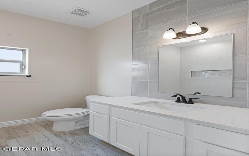 13976 Paseo Central Avenue, Horizon City, TX 79928, 4 Habitaciones Habitaciones , ,2 BañosBaños,Residential,En Venta,13976 Paseo Central Avenue,919816