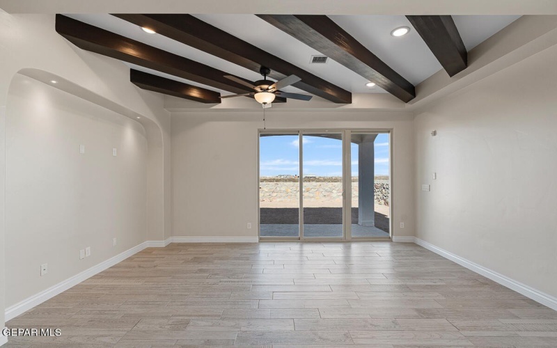 13976 Paseo Central Avenue, Horizon City, TX 79928, 4 Habitaciones Habitaciones , ,2 BañosBaños,Residential,En Venta,13976 Paseo Central Avenue,919816