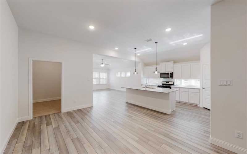 272 Tallgrass Drive, Lavon, TX 75166, 6 Habitaciones Habitaciones , ,3 BañosBaños,Residential,En Venta,272 Tallgrass Drive,0,21058655