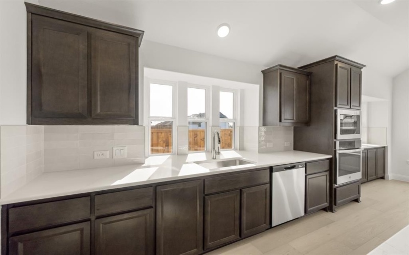 1013 Butterfly, Justin, TX 76247, 4 Habitaciones Habitaciones , ,3 BañosBaños,Residential,En Venta,1013 Butterfly,0,21058765