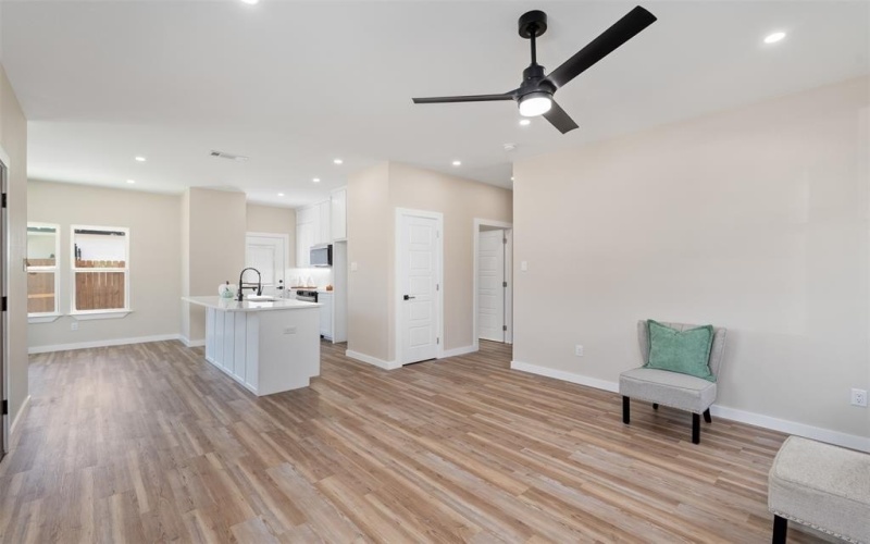 1124 E Annie Street, Fort Worth, TX 76104, 3 Habitaciones Habitaciones , ,2 BañosBaños,Residential,En Venta,1124 E Annie Street,0,21058967