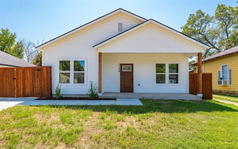 1124 E Annie Street, Fort Worth, TX 76104, 3 Habitaciones Habitaciones , ,2 BañosBaños,Residential,En Venta,1124 E Annie Street,0,21058967