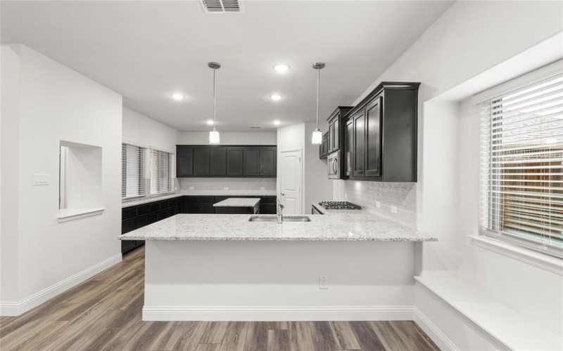 1704 Meadow Crest Drive, Aubrey, TX 76227, 4 Habitaciones Habitaciones , ,3 BañosBaños,Residential,En Venta,1704 Meadow Crest Drive,0,21059181