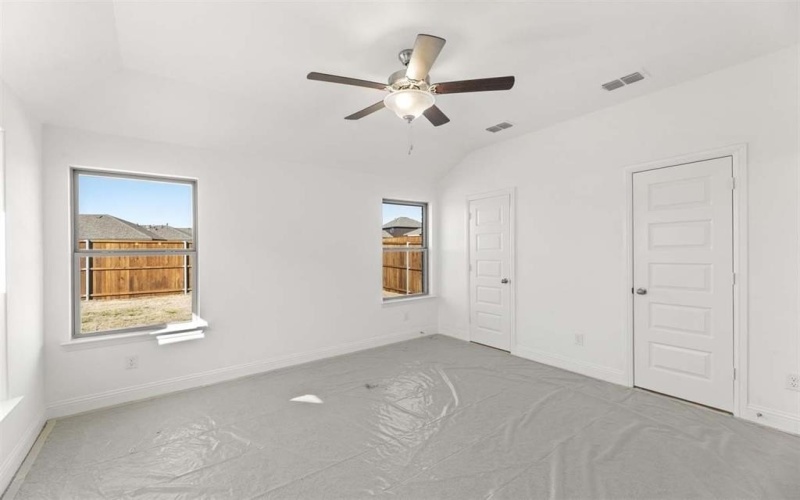 1605 Meadow Crest Drive, Aubrey, TX 76227, 3 Bedrooms Bedrooms, ,2 BathroomsBathrooms,Residential,For Sale,1605 Meadow Crest Drive,0,21059203