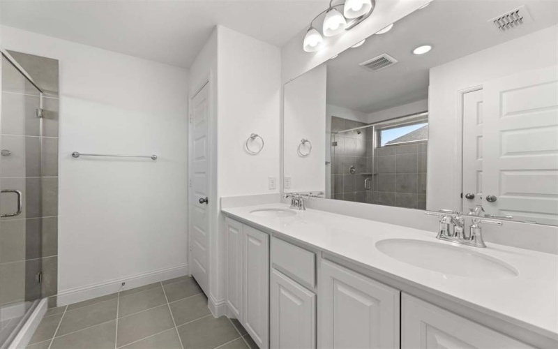 1605 Meadow Crest Drive, Aubrey, TX 76227, 3 Bedrooms Bedrooms, ,2 BathroomsBathrooms,Residential,For Sale,1605 Meadow Crest Drive,0,21059203