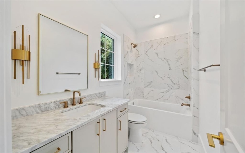 6437 Churchill Way, Dallas, TX 75230, 5 Bedrooms Bedrooms, ,6 BathroomsBathrooms,Residential,For Sale,6437 Churchill Way,0,21059258