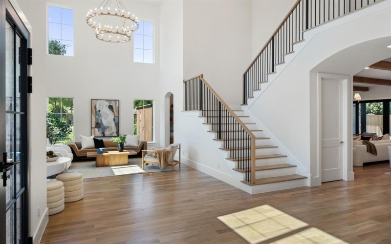 6437 Churchill Way, Dallas, TX 75230, 5 Bedrooms Bedrooms, ,6 BathroomsBathrooms,Residential,For Sale,6437 Churchill Way,0,21059258