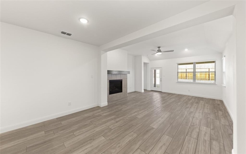 1705 Guswood Road, Forney, TX 75126, 3 Bedrooms Bedrooms, ,2 BathroomsBathrooms,Residential,For Sale,1705 Guswood Road,0,21059308
