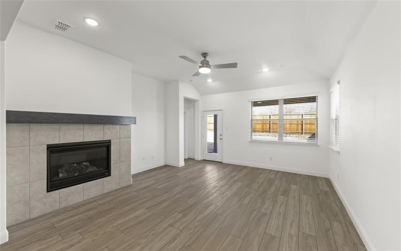 1705 Guswood Road, Forney, TX 75126, 3 Bedrooms Bedrooms, ,2 BathroomsBathrooms,Residential,For Sale,1705 Guswood Road,0,21059308