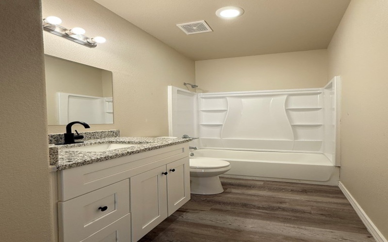 505 El Paso, Wickett, TX 79788, 3 Habitaciones Habitaciones , ,2 BañosBaños,Residential,En Venta,505 El Paso,0,162997