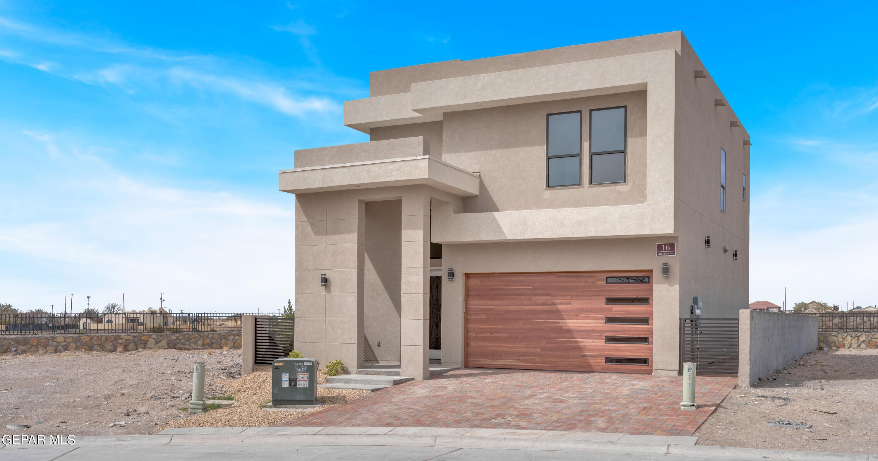 1031 VINTON Avenue unit: 16 #16, Canutillo, TX 79835, 3 Habitaciones Habitaciones , ,2 BañosBaños,Residential,En Venta,1031 VINTON Avenue unit: 16,919869