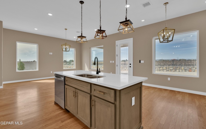 1031 VINTON Avenue unit: 16 #16, Canutillo, TX 79835, 3 Habitaciones Habitaciones , ,2 BañosBaños,Residential,En Venta,1031 VINTON Avenue unit: 16,919869