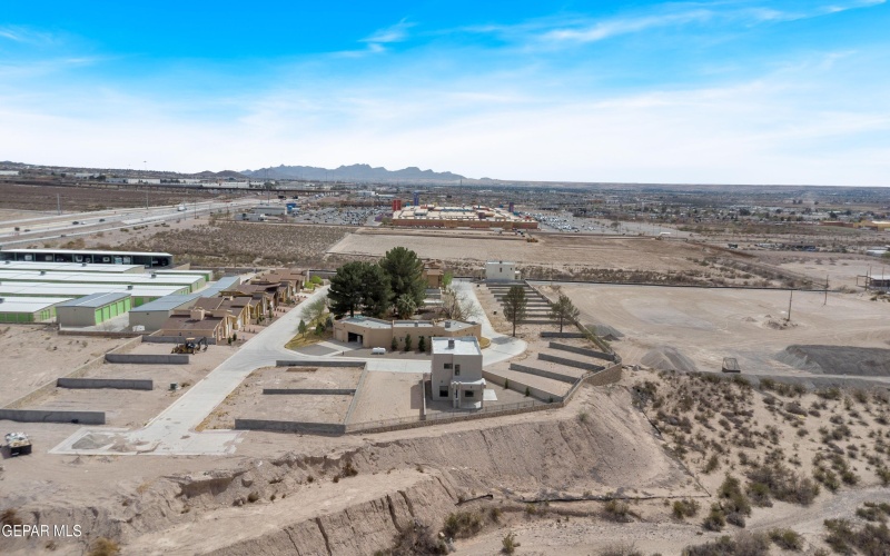 1031 VINTON Avenue unit: 16 #16, Canutillo, TX 79835, 3 Habitaciones Habitaciones , ,2 BañosBaños,Residential,En Venta,1031 VINTON Avenue unit: 16,919869