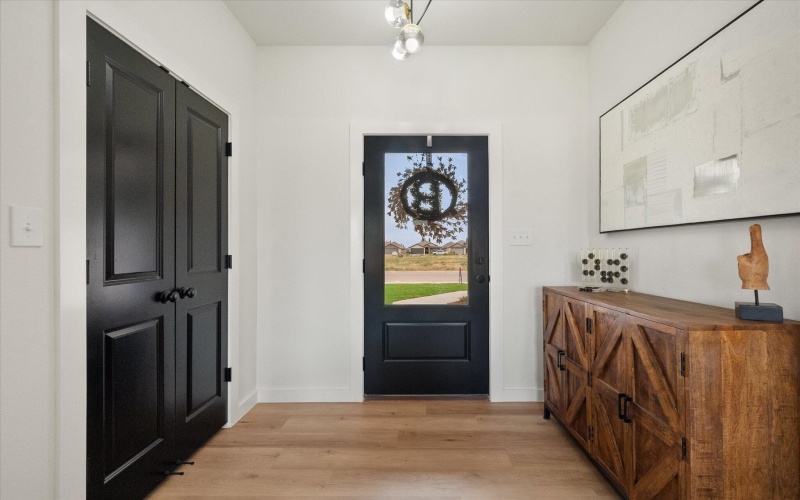6926 14th Street, Lubbock, TX 79416, 3 Habitaciones Habitaciones , ,2 BañosBaños,Residential,En Venta,6926 14th Street,0,202560369