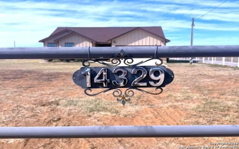 14329 Wisdom, Atascosa, TX 78002, 4 Bedrooms Bedrooms, ,2 BathroomsBathrooms,Residential,For Sale,14329 Wisdom,0,1907547