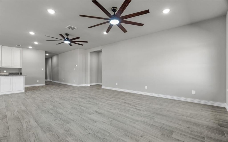 130 Lakewood Drive, Weatherford, TX 76087, 3 Habitaciones Habitaciones , ,2 BañosBaños,Residential,En Venta,130 Lakewood Drive,0,21055523