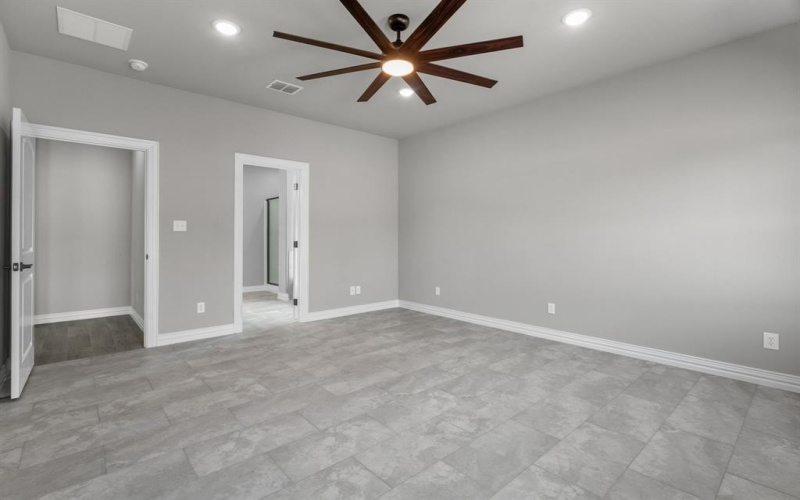 130 Lakewood Drive, Weatherford, TX 76087, 3 Habitaciones Habitaciones , ,2 BañosBaños,Residential,En Venta,130 Lakewood Drive,0,21055523