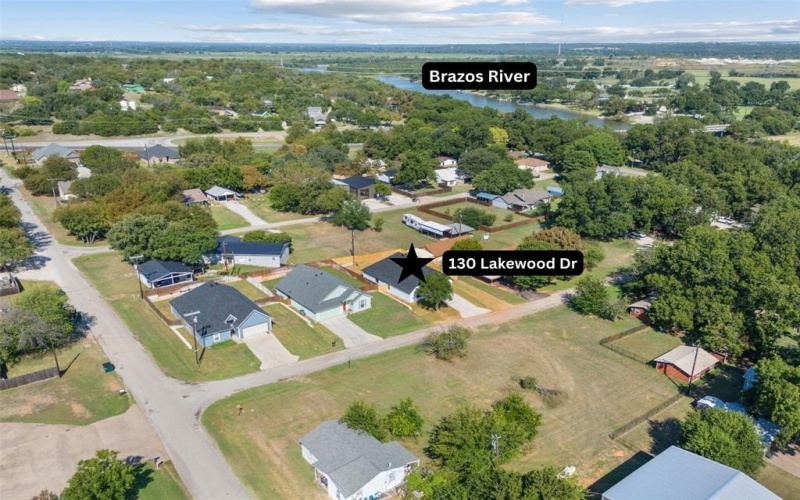 130 Lakewood Drive, Weatherford, TX 76087, 3 Habitaciones Habitaciones , ,2 BañosBaños,Residential,En Venta,130 Lakewood Drive,0,21055523