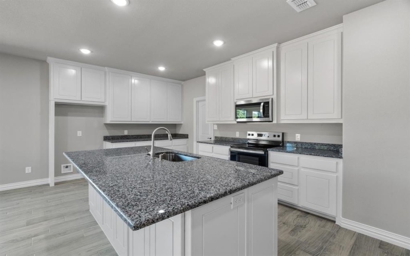130 Lakewood Drive, Weatherford, TX 76087, 3 Habitaciones Habitaciones , ,2 BañosBaños,Residential,En Venta,130 Lakewood Drive,0,21055523