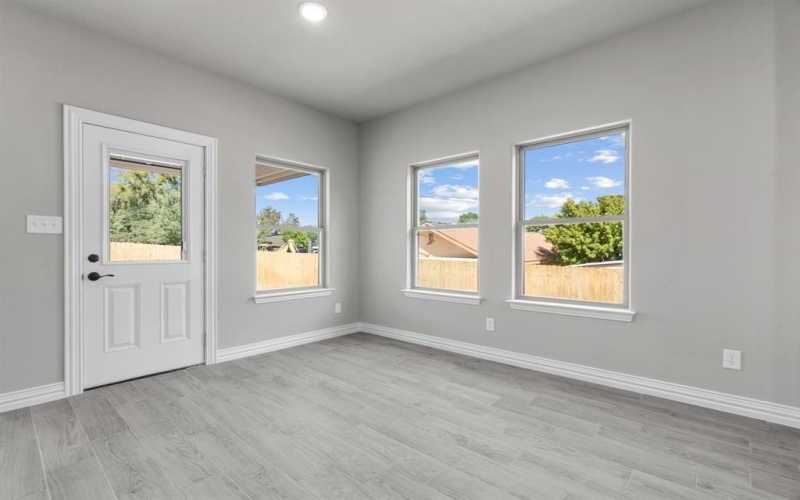 130 Lakewood Drive, Weatherford, TX 76087, 3 Habitaciones Habitaciones , ,2 BañosBaños,Residential,En Venta,130 Lakewood Drive,0,21055523