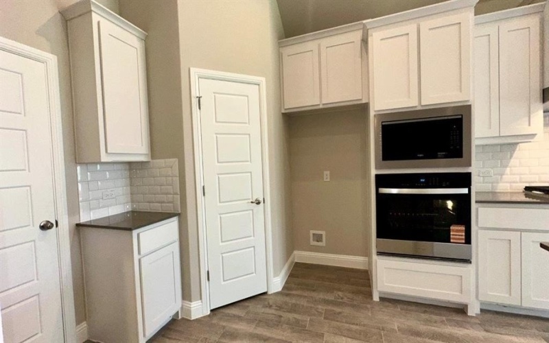 1716 SPARROW Street, Denton, TX 76205, 4 Bedrooms Bedrooms, ,2 BathroomsBathrooms,Residential,For Sale,1716 SPARROW Street,0,21055726