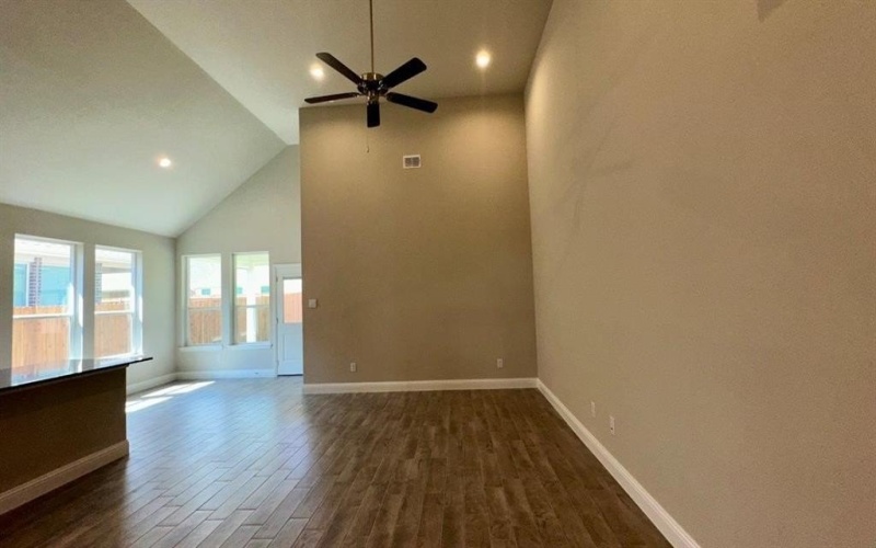 1716 SPARROW Street, Denton, TX 76205, 4 Bedrooms Bedrooms, ,2 BathroomsBathrooms,Residential,For Sale,1716 SPARROW Street,0,21055726