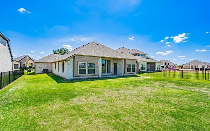 388 Paddle Boat Drive, Granbury, TX 76049, 4 Habitaciones Habitaciones , ,2 BañosBaños,Residential,En Venta,388 Paddle Boat Drive,0,21057529