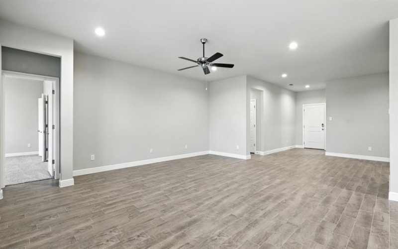 1412 LEONARD Court, Mansfield, TX 76063, 4 Bedrooms Bedrooms, ,3 BathroomsBathrooms,Residential,For Sale,1412 LEONARD Court,0,21058486