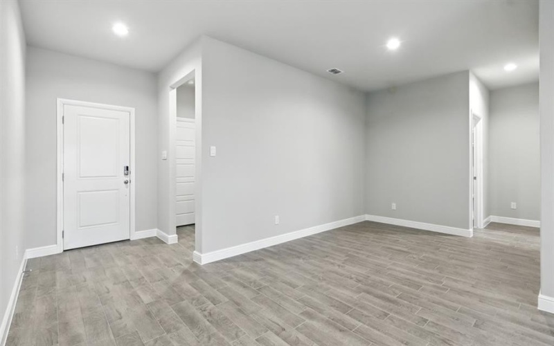 1412 LEONARD Court, Mansfield, TX 76063, 4 Bedrooms Bedrooms, ,3 BathroomsBathrooms,Residential,For Sale,1412 LEONARD Court,0,21058486