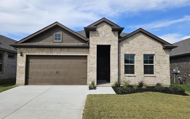 717 AMBER FIELDS Drive, Denton, TX 76259, 4 Habitaciones Habitaciones , ,2 BañosBaños,Residential,En Venta,717 AMBER FIELDS Drive,0,21058606