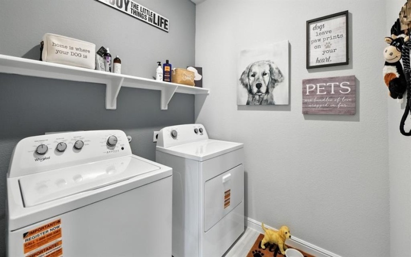 717 AMBER FIELDS Drive, Denton, TX 76259, 4 Habitaciones Habitaciones , ,2 BañosBaños,Residential,En Venta,717 AMBER FIELDS Drive,0,21058606