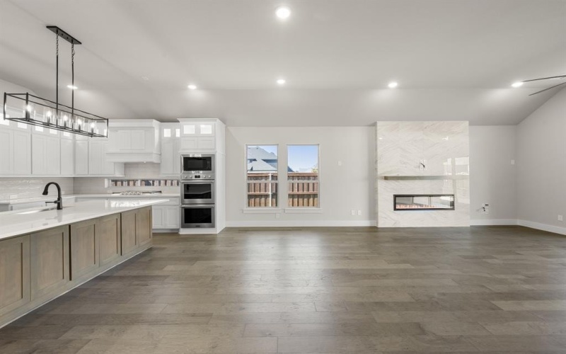 7104 Seagrove Court, Grand Prairie, TX 75054, 4 Habitaciones Habitaciones , ,3 BañosBaños,Residential,En Venta,7104 Seagrove Court,0,21059710