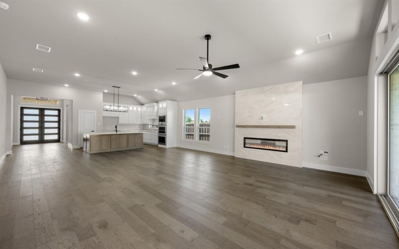 7104 Seagrove Court, Grand Prairie, TX 75054, 4 Habitaciones Habitaciones , ,3 BañosBaños,Residential,En Venta,7104 Seagrove Court,0,21059710